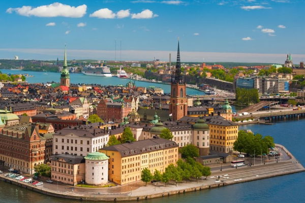 Nordic Capitals Private Tour