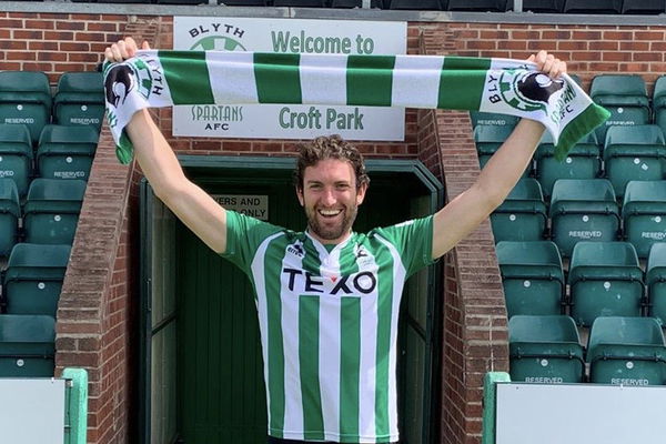 Arrival | Elsdon joins Blyth Spartans