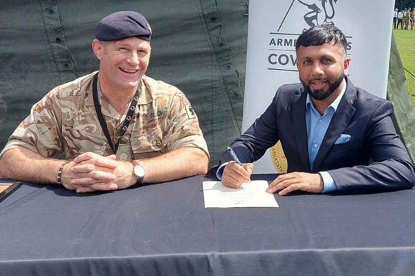 Blyth Spartans sign the Armed Forces Covenant