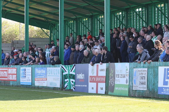 Crowd Photos | Blyth Spartans 3-0 Halesowen Town