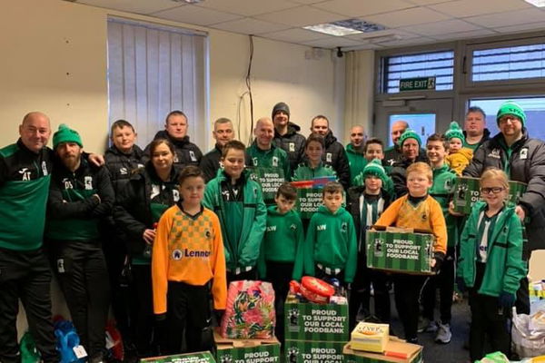 News | Blyth Spartans Juniors donate to Food Bank