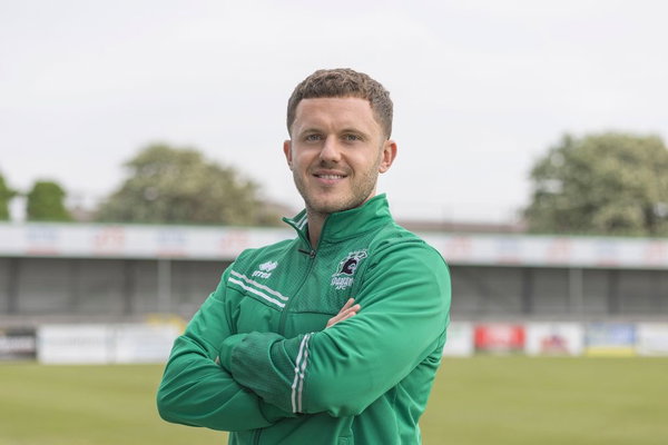 Robbie Spence Signs for Spartans