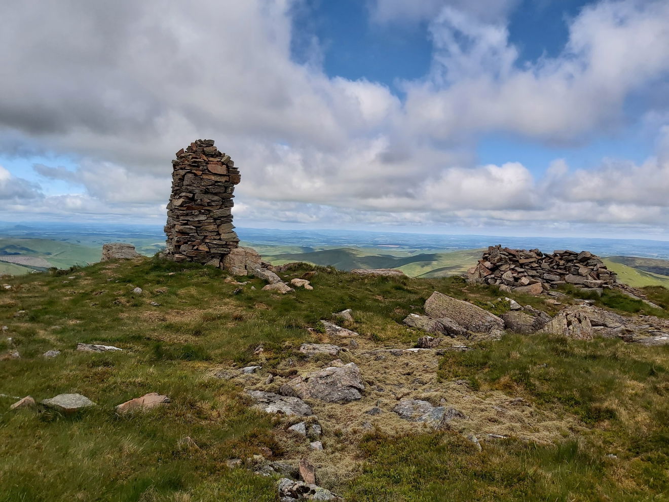 Auchope Cairn