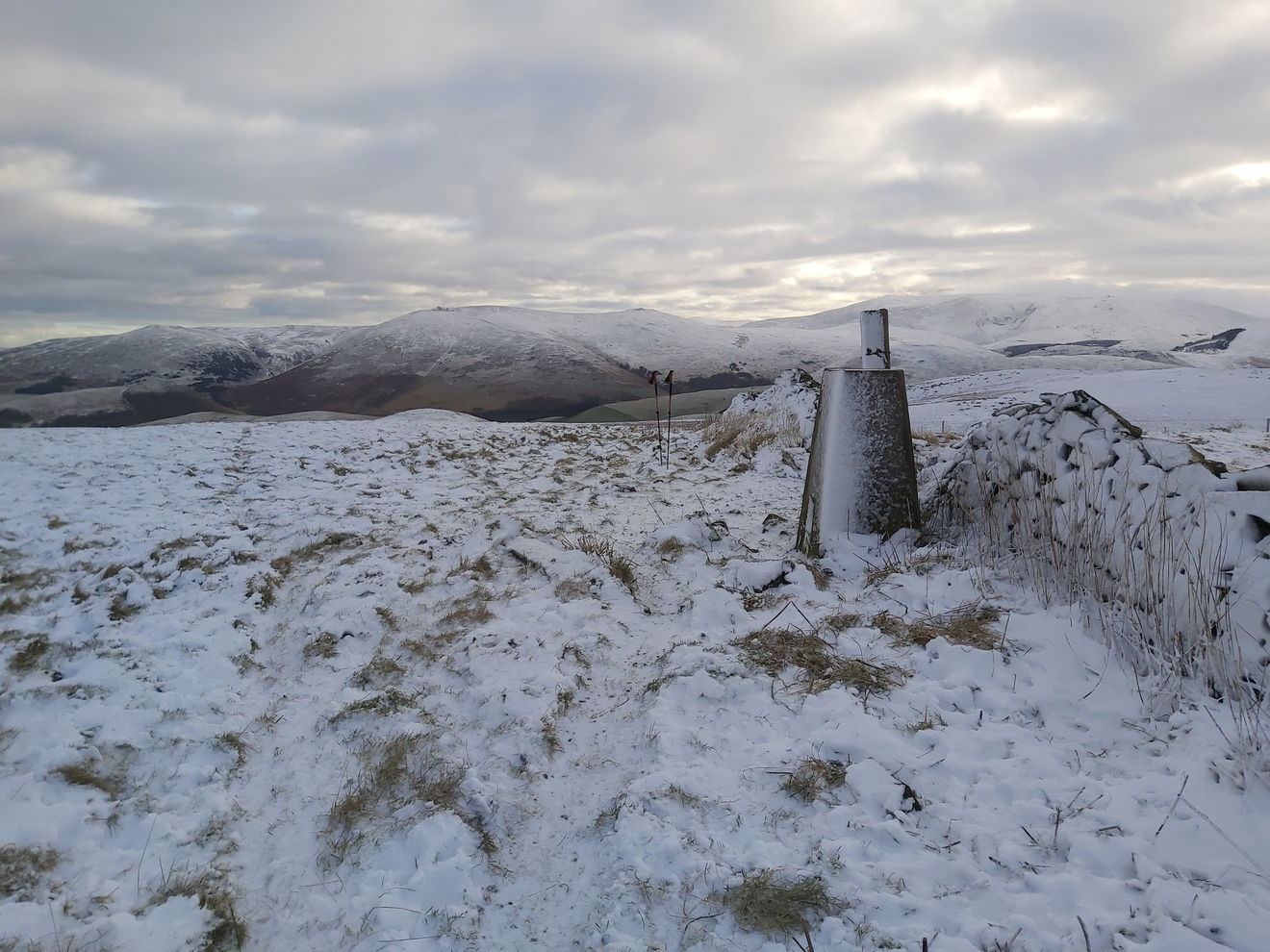 Longknowe Hill Trig Point