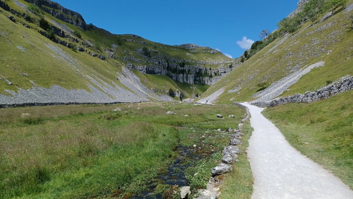 Limestone Ravines Gordale Scar In Skipton - Fabulous North