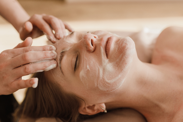Spa Treatments to Cool Down This Summer With Holmer Park