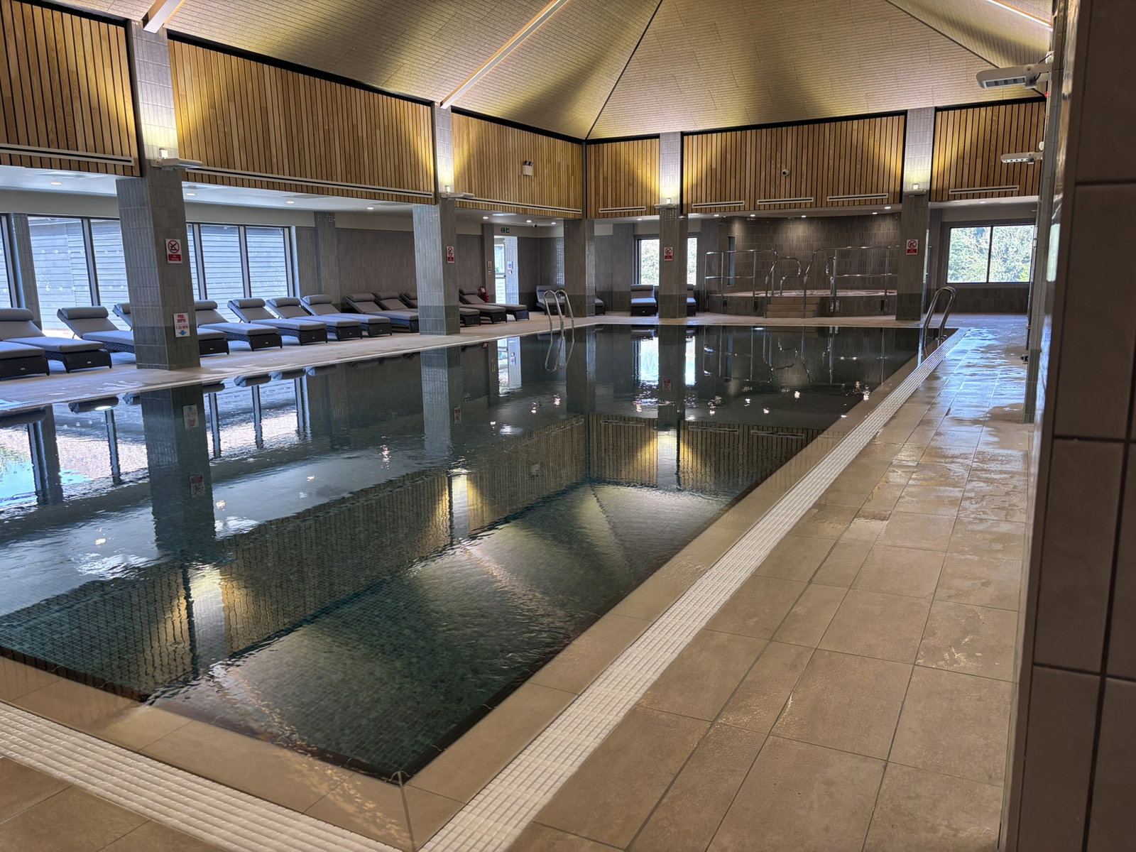 A quiet indoor swimming pool