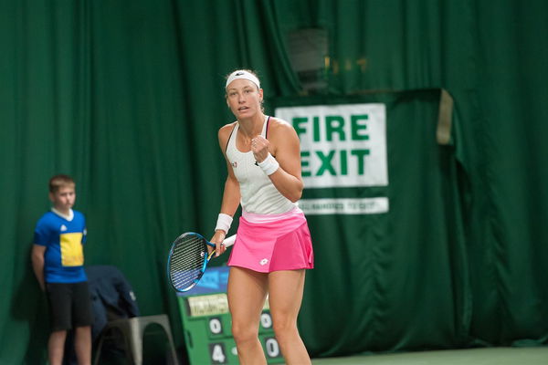 Isabelle's plum tie to make main draw giant killing