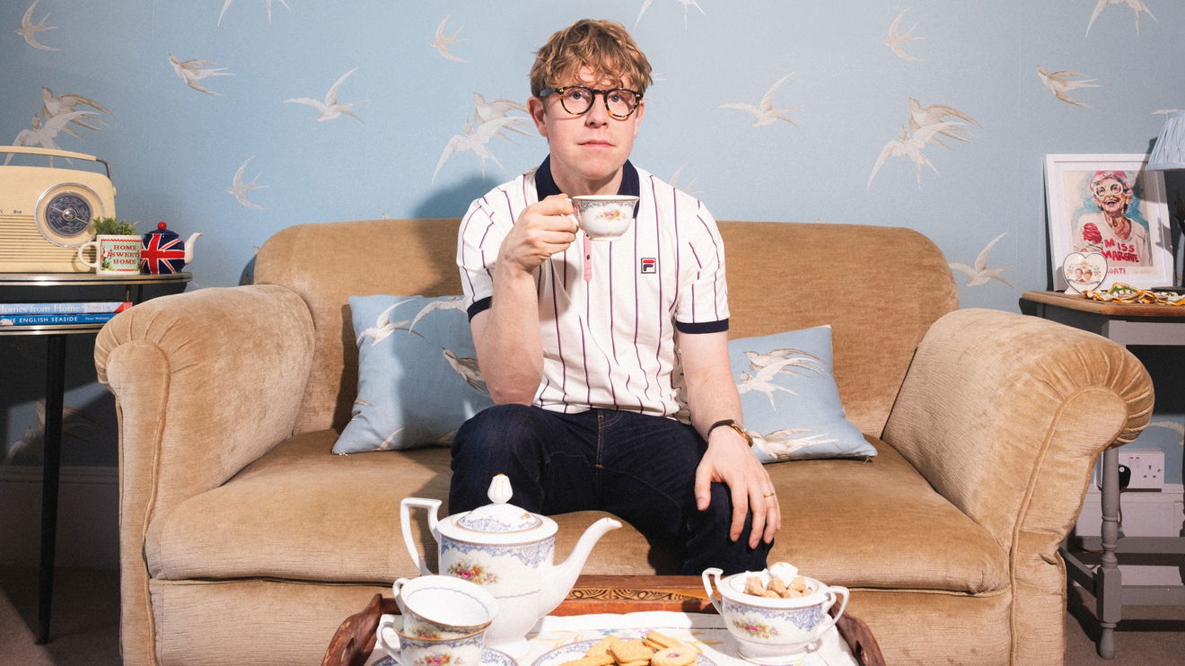 Josh Widdicombe